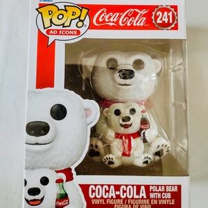 FUNKO POP ! COCA-COLA POLAR BEAR WITH CUB 241 POP AD ICONS